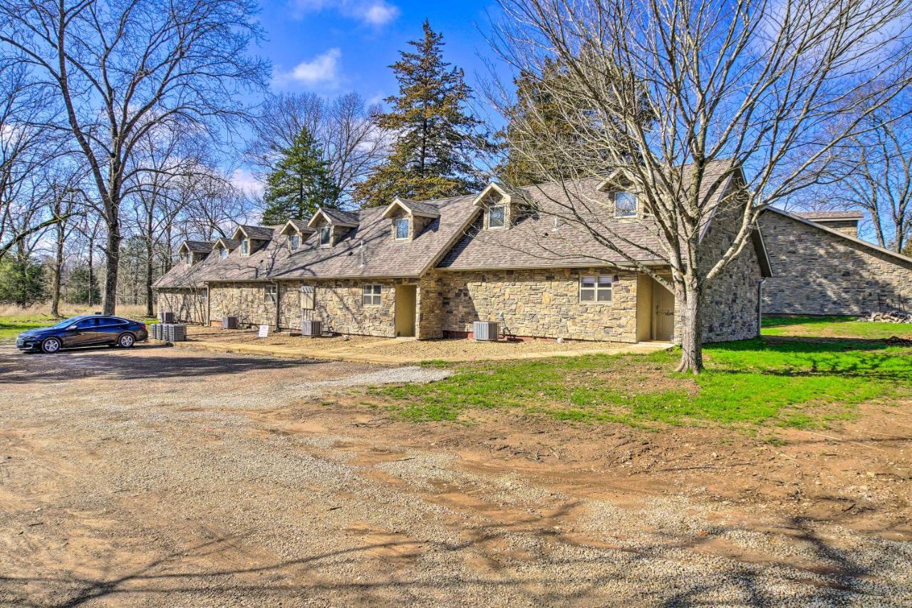 The Cozy Cottage With Lake Taneycomo Access! Branson Buitenkant foto