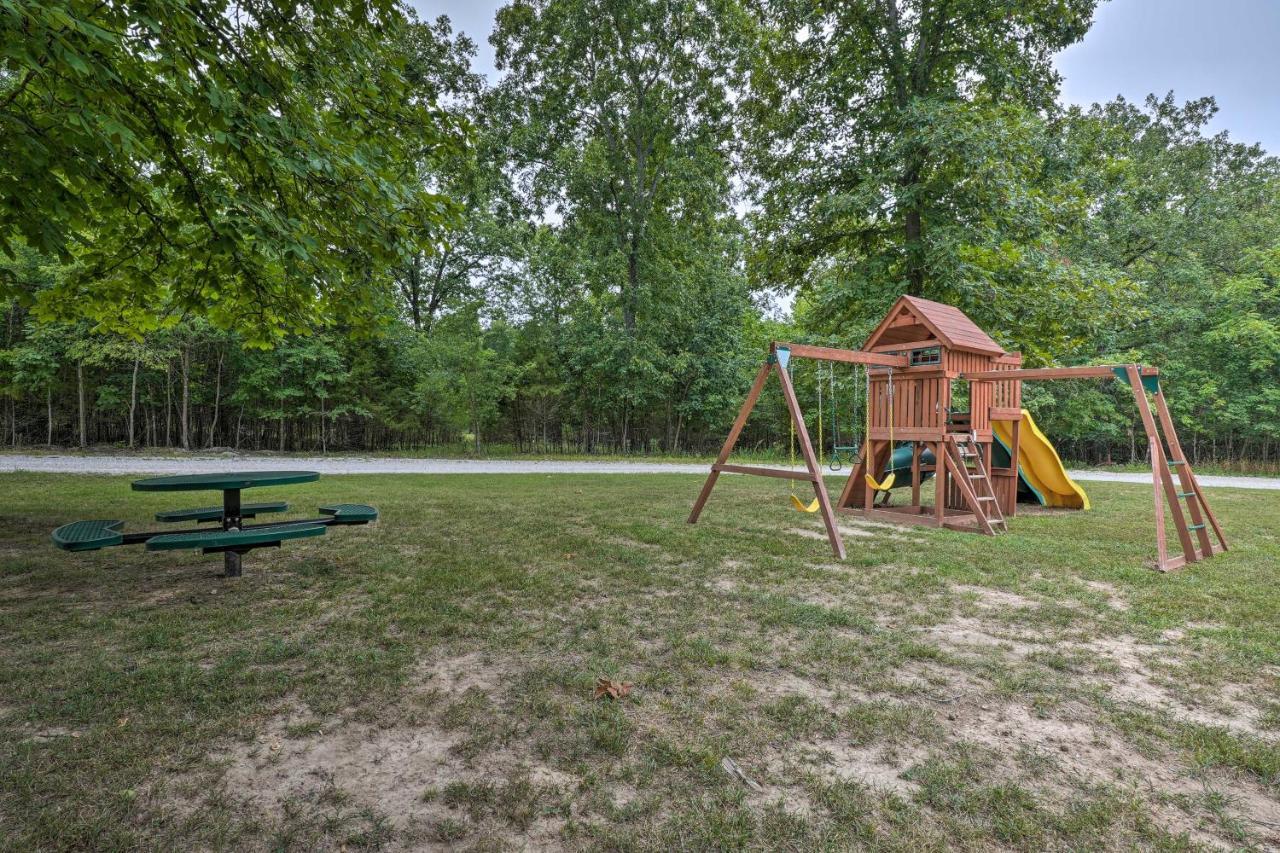 The Cozy Cottage With Lake Taneycomo Access! Branson Buitenkant foto